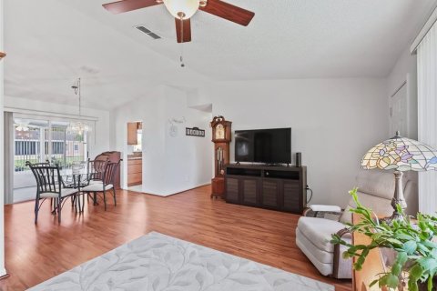 Villa ou maison à vendre à Summerfield, Floride: 2 chambres, 93.65 m2 № 1874070 - photo 18