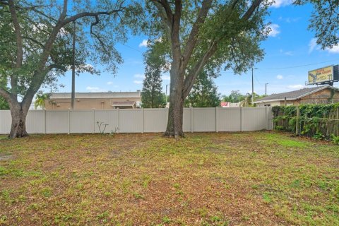 House in Tampa, Florida 3 bedrooms, 145.3 sq.m. № 2138713 - photo 26