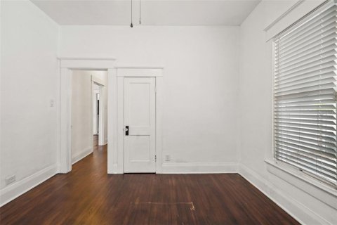 House in Tampa, Florida 3 bedrooms, 145.3 sq.m. № 2138713 - photo 16