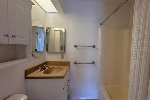 Townhouse in Punta Gorda, Florida 2 bedrooms, 100.15 sq.m. № 1901135 - photo 6