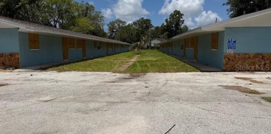 Commercial property in Crystal River, Florida 1918.25 sq.m. № 2386708