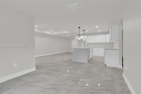 House in Lehigh Acres, Florida 3 bedrooms № 1947638 - photo 30