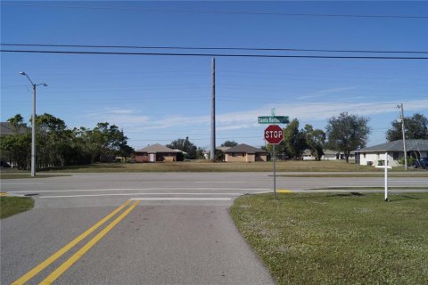 Terreno en venta en Cape Coral, Florida № 1743668 - foto 16