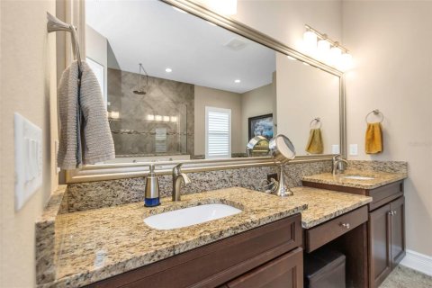 Villa ou maison à vendre à New Port Richey, Floride: 4 chambres, 265.05 m2 № 2196870 - photo 28