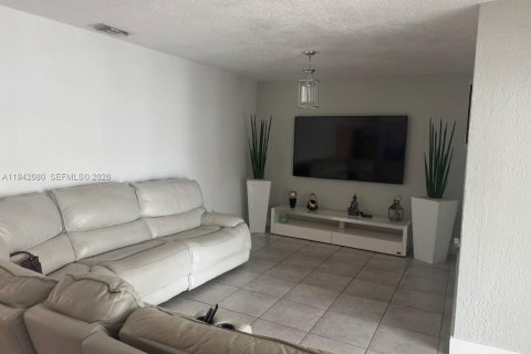 Купить виллу или дом в Хайалиа, Флорида 5 спален, 213.21м2, № 1999070 - фото 30