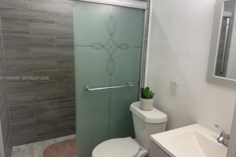 Купить виллу или дом в Хайалиа, Флорида 5 спален, 213.21м2, № 1999070 - фото 25