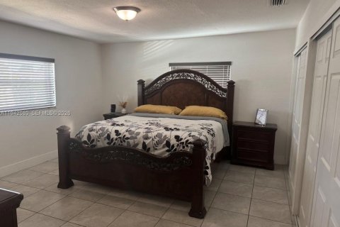 Купить виллу или дом в Хайалиа, Флорида 5 спален, 213.21м2, № 1999070 - фото 10