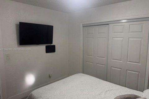 Купить виллу или дом в Хайалиа, Флорида 5 спален, 213.21м2, № 1999070 - фото 28