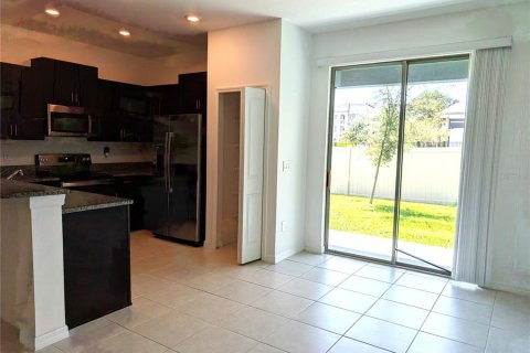 Adosado en alquiler en Ruskin, Florida, 3 dormitorios, 158.03 m2 № 1879777 - foto 6