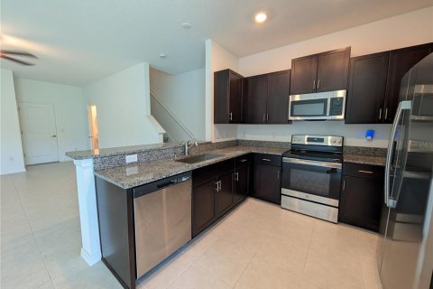 Adosado en alquiler en Ruskin, Florida, 3 dormitorios, 158.03 m2 № 1879777 - foto 8