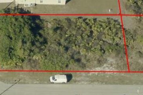 Propiedad comercial en venta en Lehigh Acres, Florida № 2188192 - foto 3