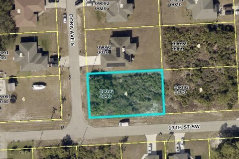 Commercial property in Lehigh Acres, Florida № 2188192