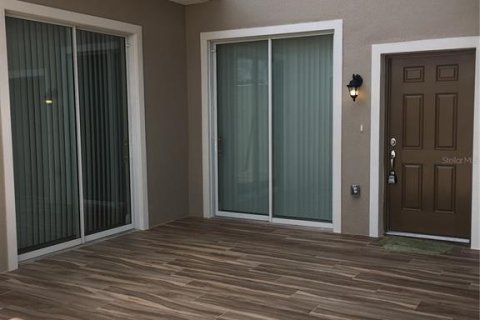 Villa ou maison à louer à Wesley Chapel, Floride: 4 chambres, 192.59 m2 № 1276418 - photo 3