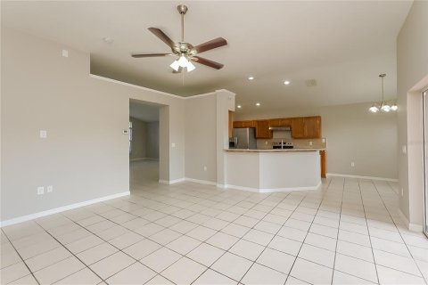 Villa ou maison à vendre à Brandon, Floride: 4 chambres, 179.67 m2 № 2302851 - photo 5