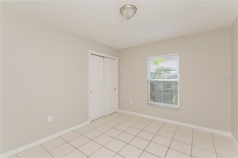 Villa ou maison à vendre à Brandon, Floride: 4 chambres, 179.67 m2 № 2302851 - photo 12