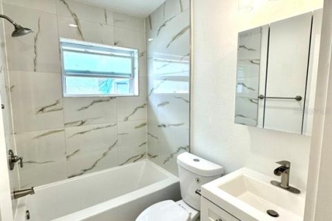 Apartamento en alquiler en Madeira Beach, Florida, 1 dormitorio, 54.35 m2 № 2091545 - foto 13