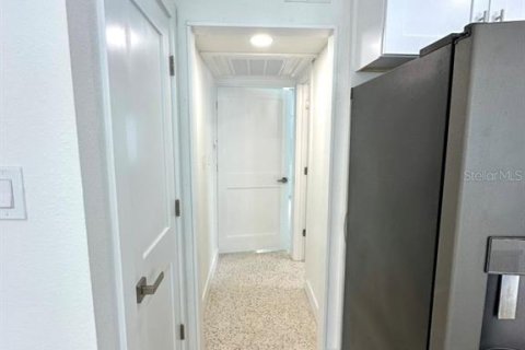 Apartamento en alquiler en Madeira Beach, Florida, 1 dormitorio, 54.35 m2 № 2091545 - foto 10