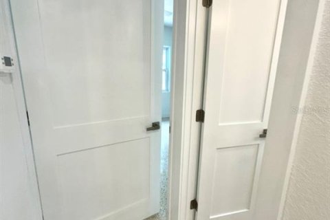 Apartamento en alquiler en Madeira Beach, Florida, 1 dormitorio, 54.35 m2 № 2091545 - foto 12