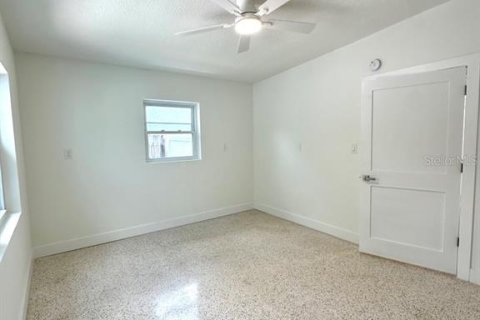 Apartamento en alquiler en Madeira Beach, Florida, 1 dormitorio, 54.35 m2 № 2091545 - foto 20