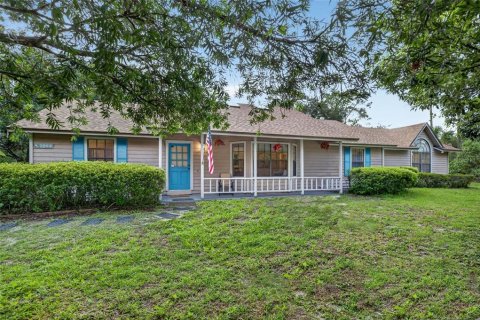 House in Orlando, Florida 4 bedrooms, 204.57 sq.m. № 2314901