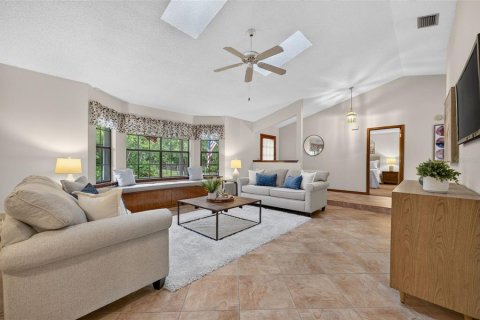 Villa ou maison à vendre à Orlando, Floride: 4 chambres, 204.57 m2 № 2314901 - photo 9