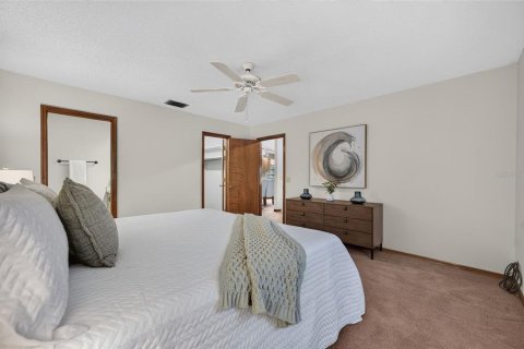 Villa ou maison à vendre à Orlando, Floride: 4 chambres, 204.57 m2 № 2314901 - photo 16