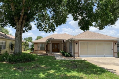 House in Ocala, Florida 2 bedrooms, 150.87 sq.m. № 2216202