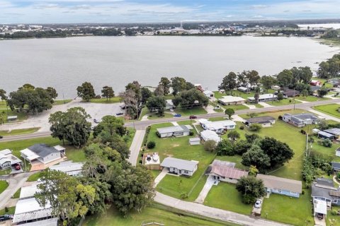 House in Winter Haven, Florida 3 bedrooms, 95.88 sq.m. № 2430339 - photo 5