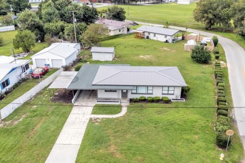 House in Winter Haven, Florida 3 bedrooms, 95.88 sq.m. № 2430339 - photo 7