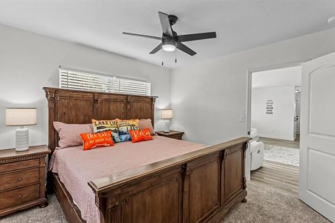 House in Winter Haven, Florida 3 bedrooms, 95.88 sq.m. № 2430339 - photo 29