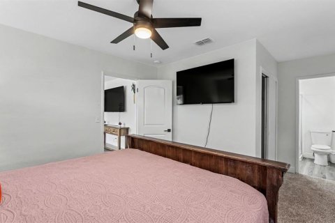 House in Winter Haven, Florida 3 bedrooms, 95.88 sq.m. № 2430339 - photo 30