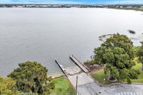 House in Winter Haven, Florida 3 bedrooms, 95.88 sq.m. № 2430339 - photo 11