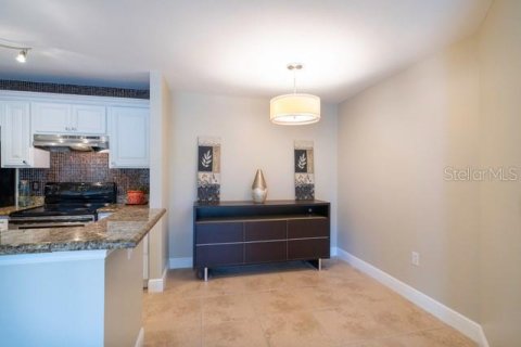 Снять в аренду кондоминиум в Тампа, Флорида 7 комнат, 77.85м2, № 1906123 - фото 9