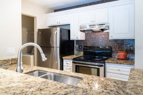 Снять в аренду кондоминиум в Тампа, Флорида 7 комнат, 77.85м2, № 1906123 - фото 6