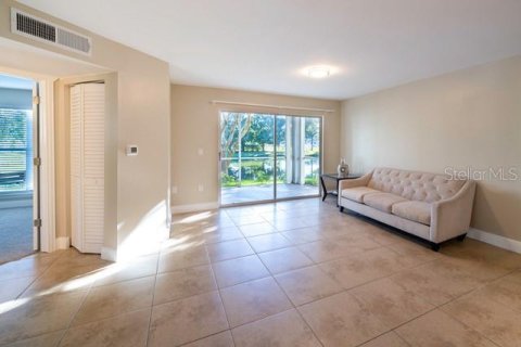 Снять в аренду кондоминиум в Тампа, Флорида 7 комнат, 77.85м2, № 1906123 - фото 4