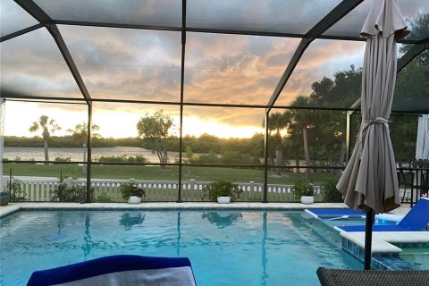 Casa en venta en Ruskin, Florida, 4 dormitorios, 237.55 m2 № 2216397 - foto 4
