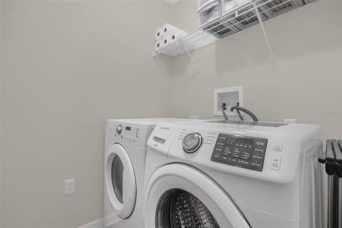 Villa ou maison à vendre à Kissimmee, Floride: 4 chambres, 168.9 m2 № 2204793 - photo 26
