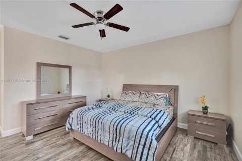 Touwnhouse à louer à Oakland Park, Floride: 3 chambres, 140.65 m2 № 1977876 - photo 26