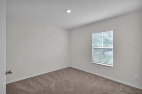 House in Palm Coast, Florida 5 bedrooms, 184.32 sq.m. № 1629621 - photo 17