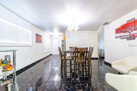 Villa ou maison à vendre à Orlando, Floride: 3 chambres, 159.14 m2 № 2166170 - photo 12