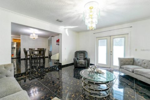 Villa ou maison à vendre à Orlando, Floride: 3 chambres, 159.14 m2 № 2166170 - photo 11