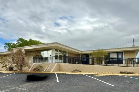Commercial property in Rockledge, Florida 584.54 sq.m. № 2099521 - photo 13
