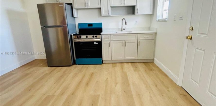 Condominio en Cutler Bay, Florida, 3 dormitorios  № 1975275