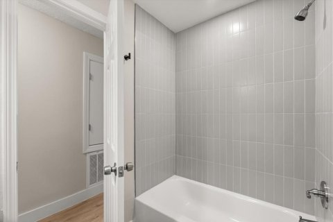 Casa en venta en Edgewater, Florida, 3 dormitorios, 108.7 m2 № 1817438 - foto 11