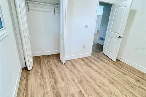 Купить виллу или дом в Тампа, Флорида 12 комнат, 132.66м2, № 2334268 - фото 5