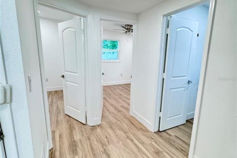 Купить виллу или дом в Тампа, Флорида 12 комнат, 132.66м2, № 2334268 - фото 7