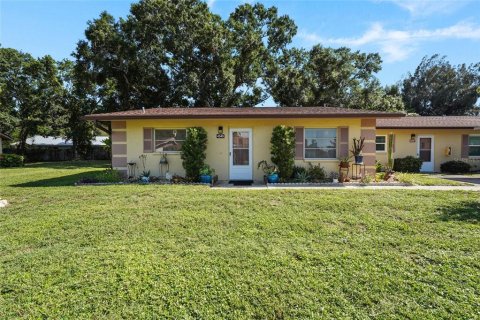 Copropriété à vendre à Sarasota, Floride: 2 chambres, 109.44 m2 № 2259559 - photo 15