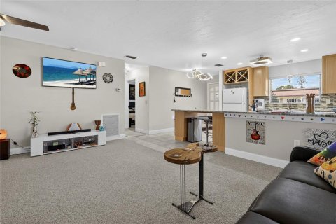 Copropriété à vendre à Sarasota, Floride: 2 chambres, 109.44 m2 № 2259559 - photo 25