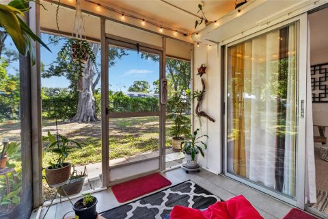 Copropriété à vendre à Sarasota, Floride: 2 chambres, 109.44 m2 № 2259559 - photo 9