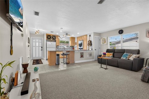 Copropriété à vendre à Sarasota, Floride: 2 chambres, 109.44 m2 № 2259559 - photo 24